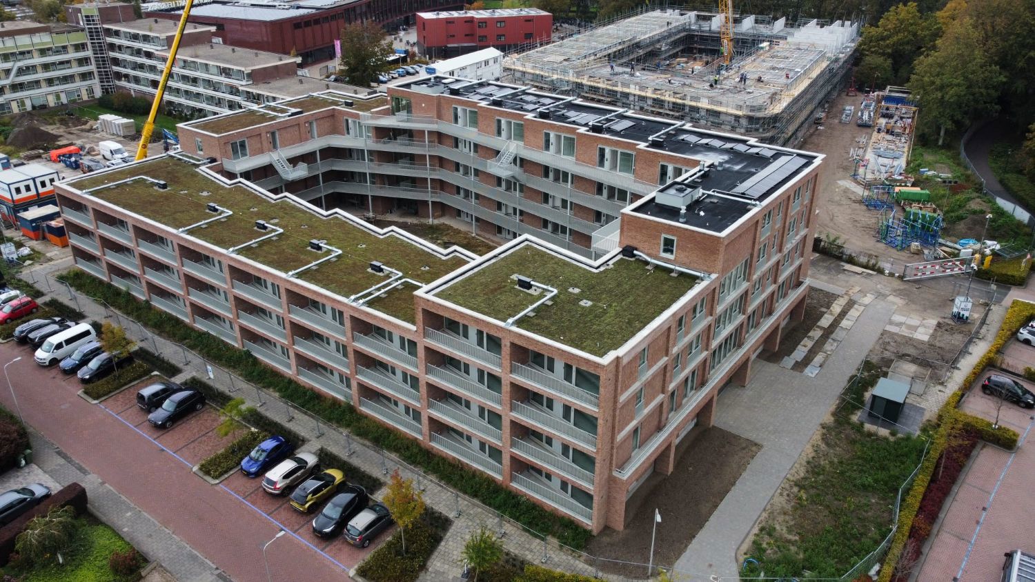 Fotobovenaf op gebouw Magnolia Fase 1 met groene daken